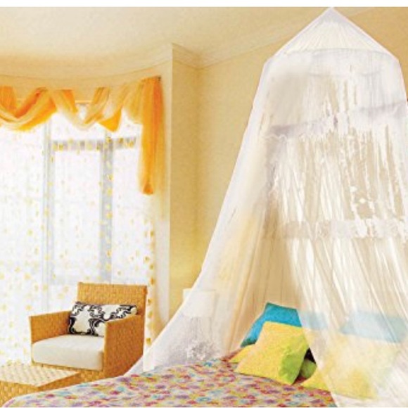 White Netting Canopy for Twin or Full Size Bed. New in package. - Picture 1 of 2